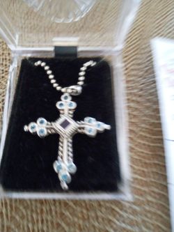 Silver 925blue topaz and amethyst cross