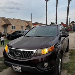 Kia Sorento.   2013.    Buenas Condiciones. 