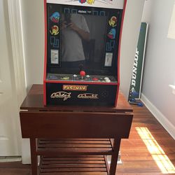 Pac-Man Arcade Machine And Table