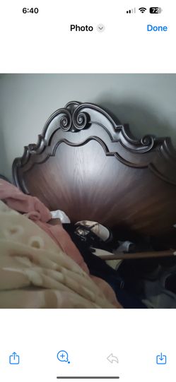 King Size Mohgony Bed With Mattress And Two Night Stand