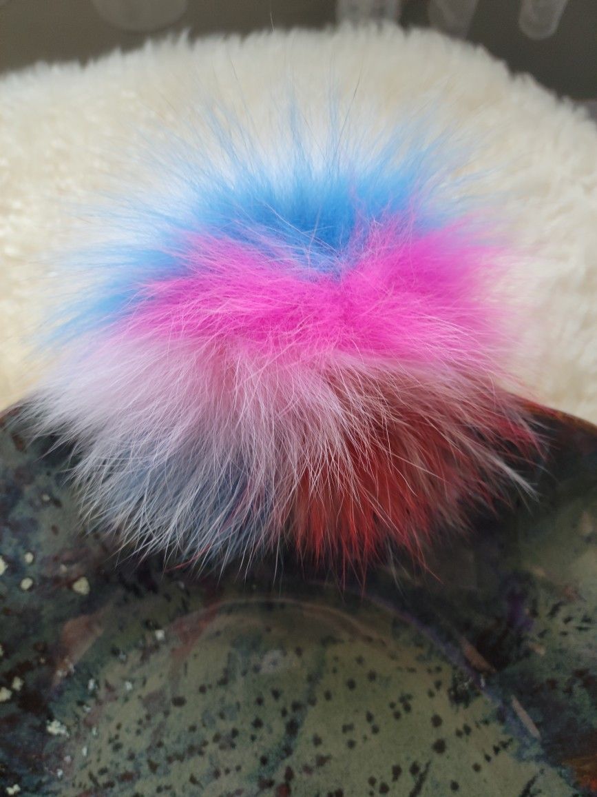 7" Eleven Color Genuine Fur Pom Pom Keychain + Fur Freebie