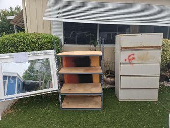 Free mirror/ storage shelf