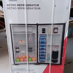 Frigidaire Gallery 3. 2 CU Ft Compact Fridge