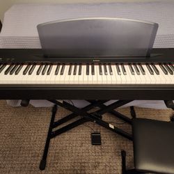 Yamaha P-60 digital piano/piano/keyboard 