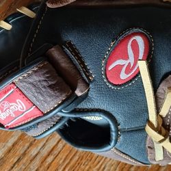 Rawlings Baseball Glove Left Hand