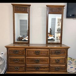 Dresser With Mirrors 