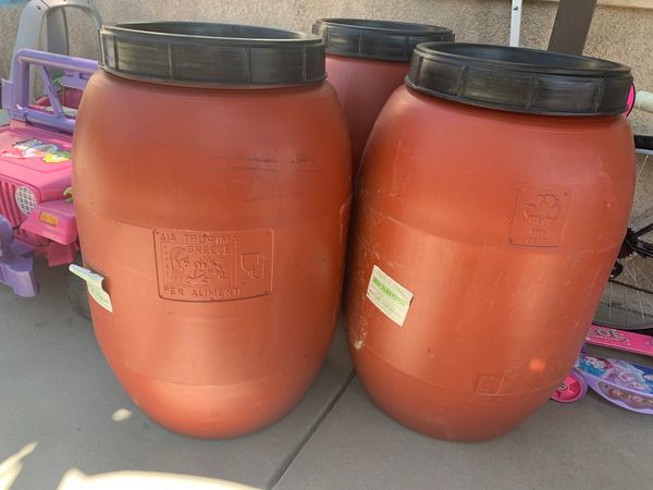 30 gallon water storage containers