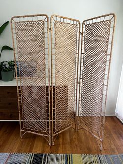 Room divider screen