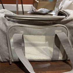 Soft Sided Carrier For Small/ Medium Cats And Dogs ,TSA Airline Approved Collapsible Travel Pet Carrier Medium Grey