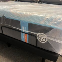 🔥Tempur luxe Breeze 2.0 Firm King $2000🔥