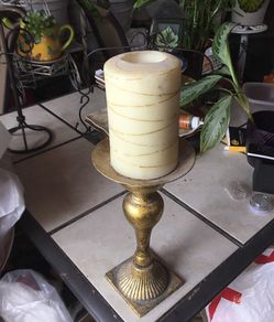 Home interiors candelabro