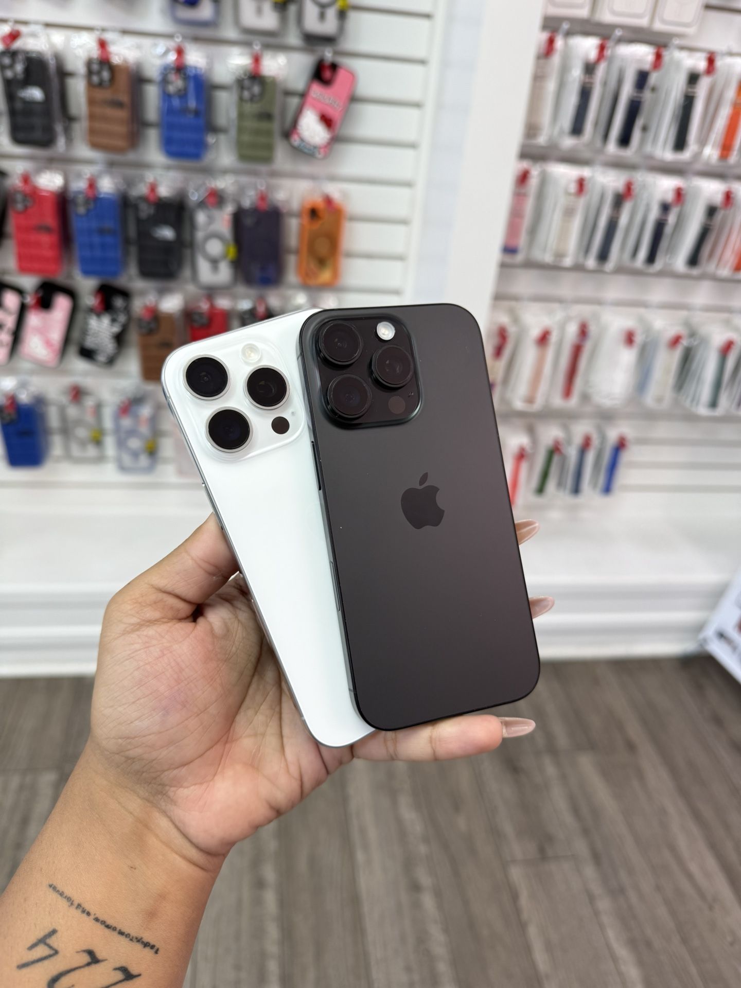 iPhone 16 Pro Unlocked 256gb