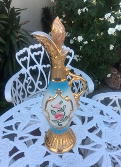 Antique ~ " REGAL ✨” PORCELAIN DECANTER " ~ ✨