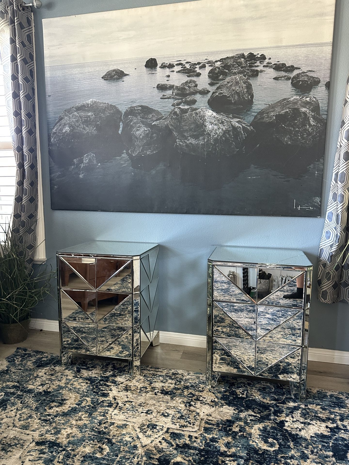 2 Mirror Night Stands