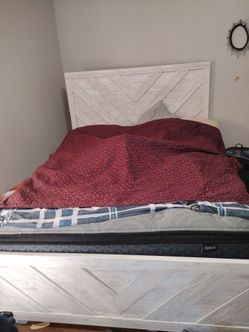 I just bought 2 months ago ! Queen bedroom set