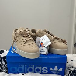 Adidas Rivalry lux low 8 Size