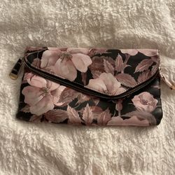 Purse/clutch