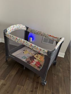 Baby playpen
