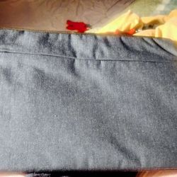 Slender Navy Zipper Laptop Carrier/Protection 