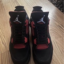 Jordan 4’s Red Thunder Size 12