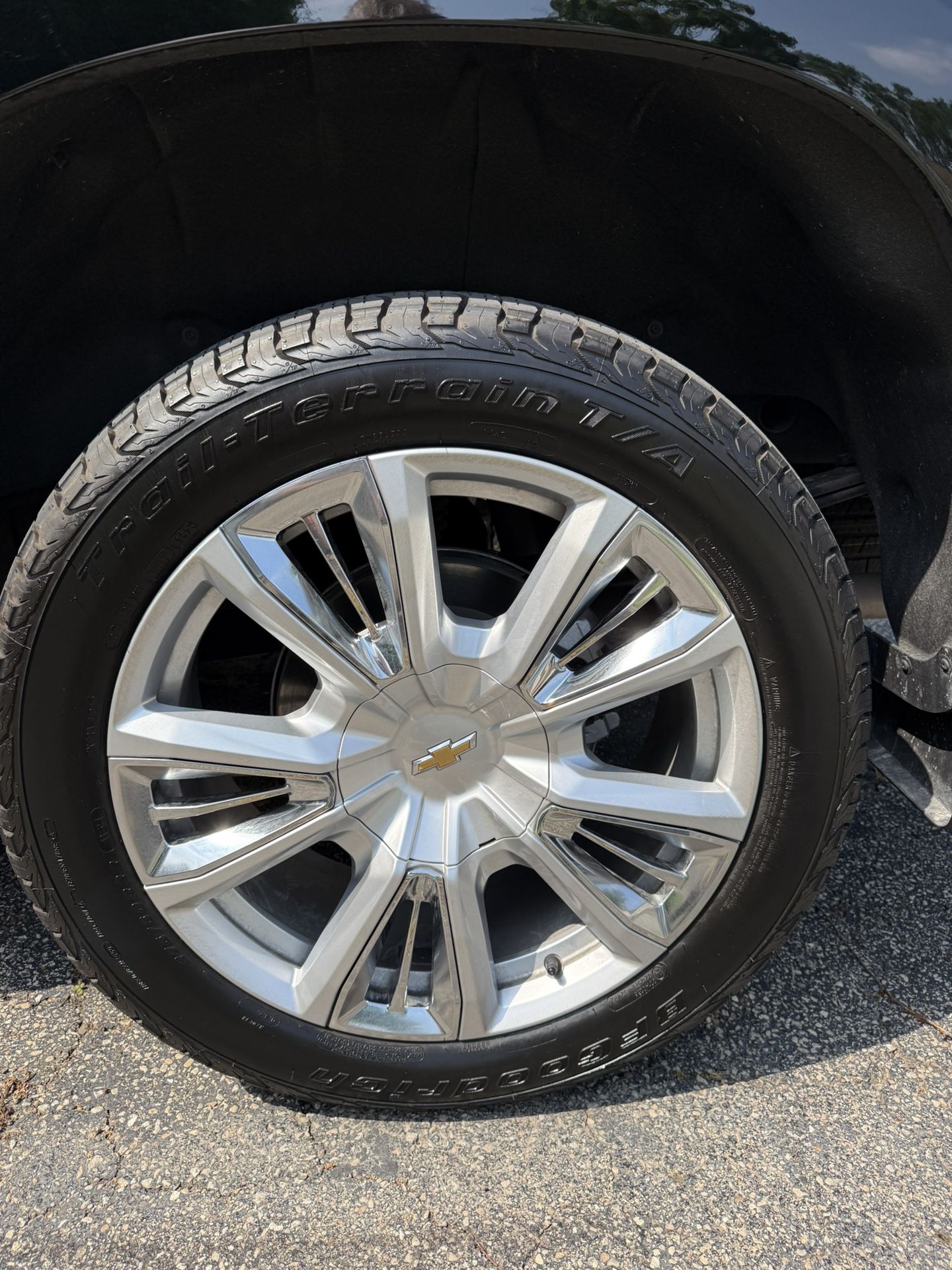 4 Tires And Wheels 275/50R22