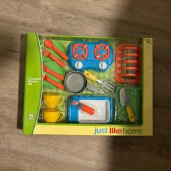 Play Kitchen accessories New 
