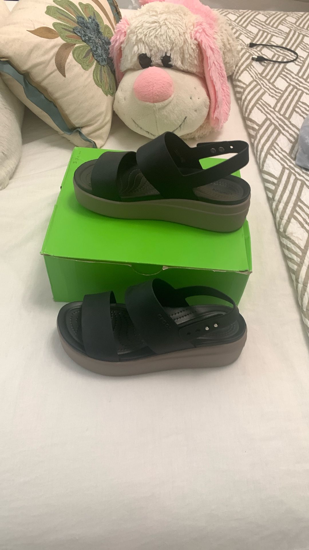 Sandals Size 7