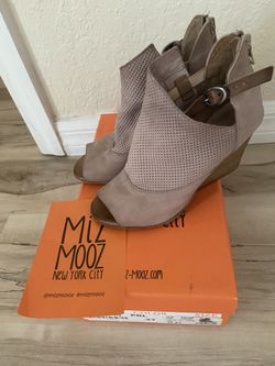 Miz Mooz Leather Wedge Sandals - Knox Pearl EU 37