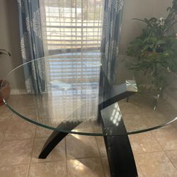 57" Round Breakfast Table  Fits 5 CHAIRS 