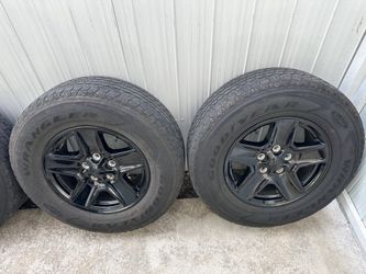 2021 JEEP GLADIATOR FACTORY OEM 17” GLOSS BLACK ALL TERRAIN WHEELS GOODYEAR TIRES 245/75R17 A1