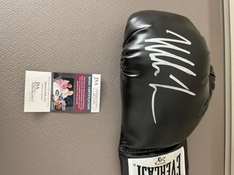 Mike Tyson Autograph Glove 