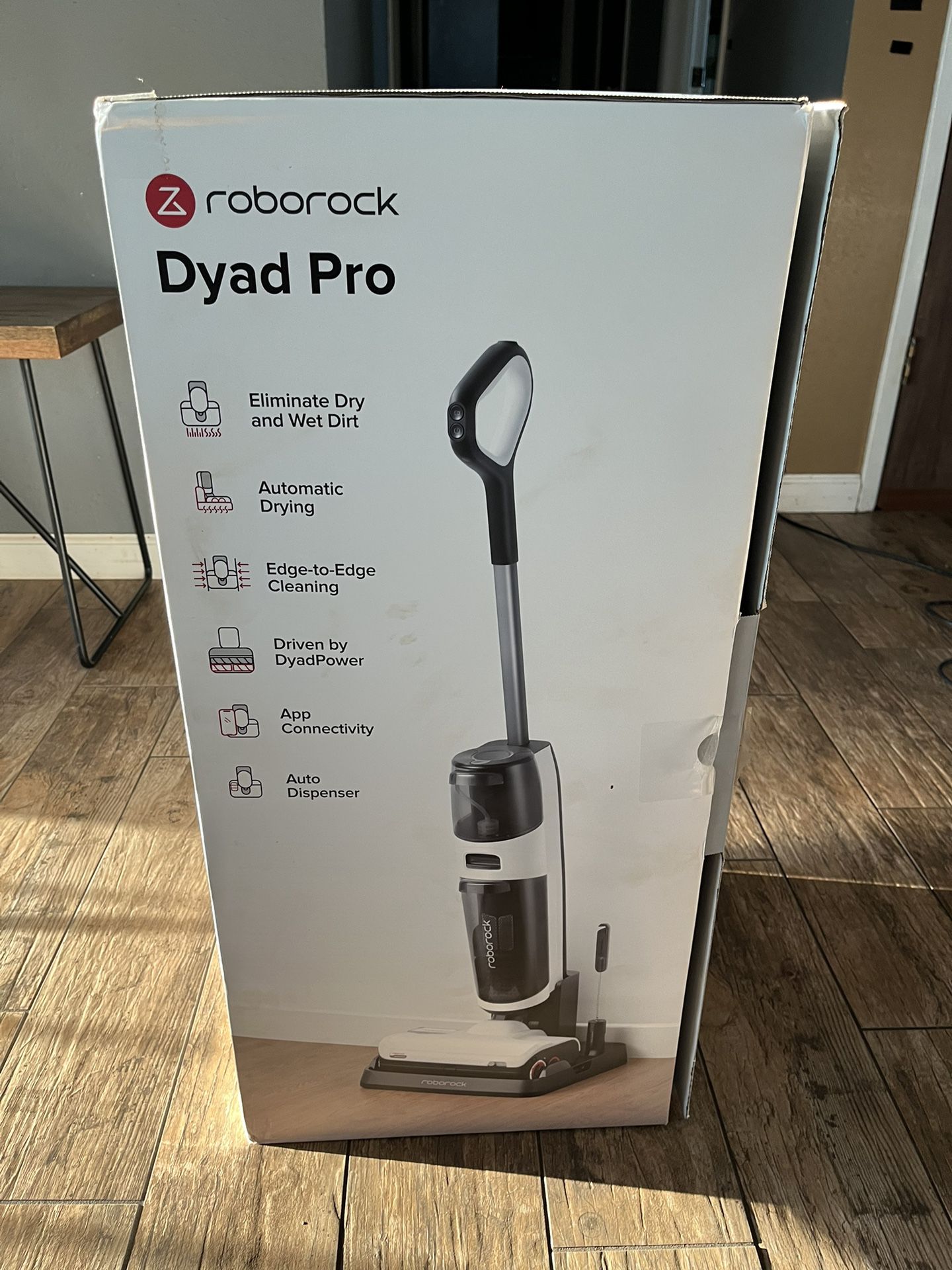 Roborock Dyad Pro Wet And Dry Cleaning for Sale in Lemoore, CA - OfferUp