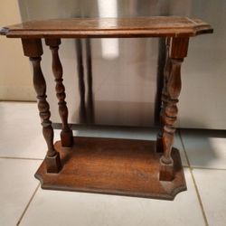 Small Dark Wooden Side/End Table