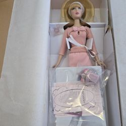 Pristine Madame Alexander Alexandra Fairchild Ford doll