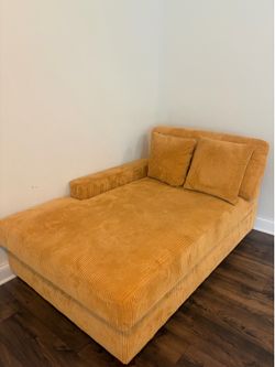 Oversized Upholstered Chaise Lounge