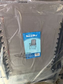 4 bungee folding chairs