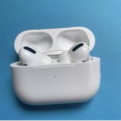 Apple AirPods Pro (2nd Generation)