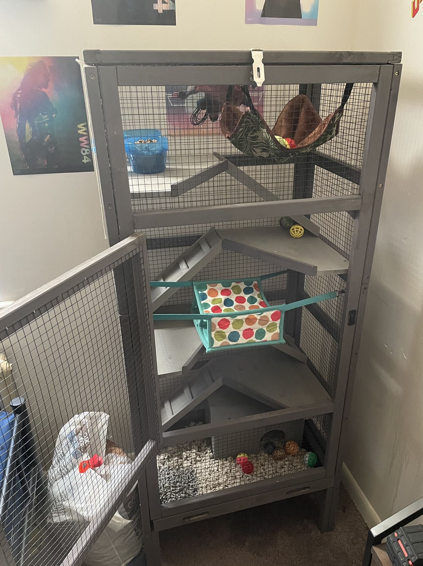 5 Level Critter Cage 