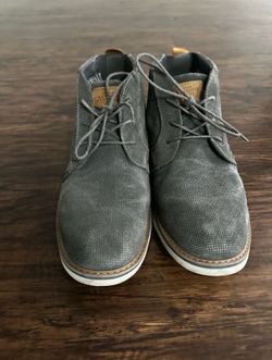 Nunn Bush Men's Gray Textured Chukka Boots- size 10.5