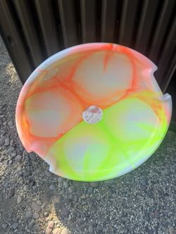 Flying Saucer Sled (snow)