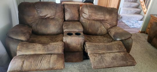 Reclining couch/Loveseat