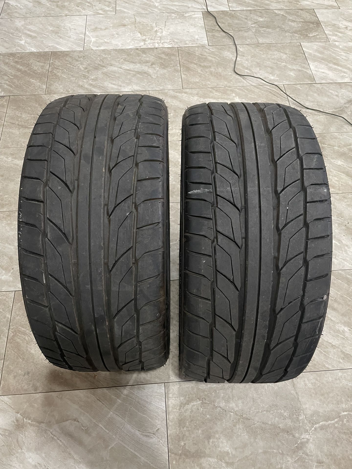 Only 2 Wheels Size 18” 255/35zR18 94 W - Nitto