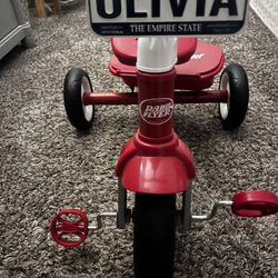 Red Tricycle 