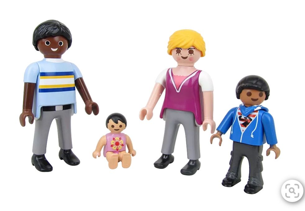 BIRACIAL FAMILY OF 4 (70758) Playmobil New