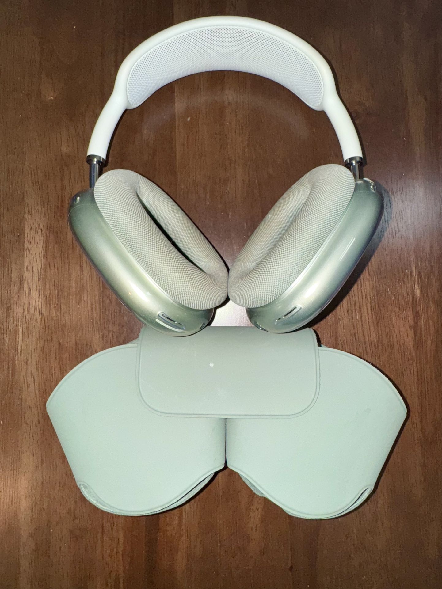 AirPod max