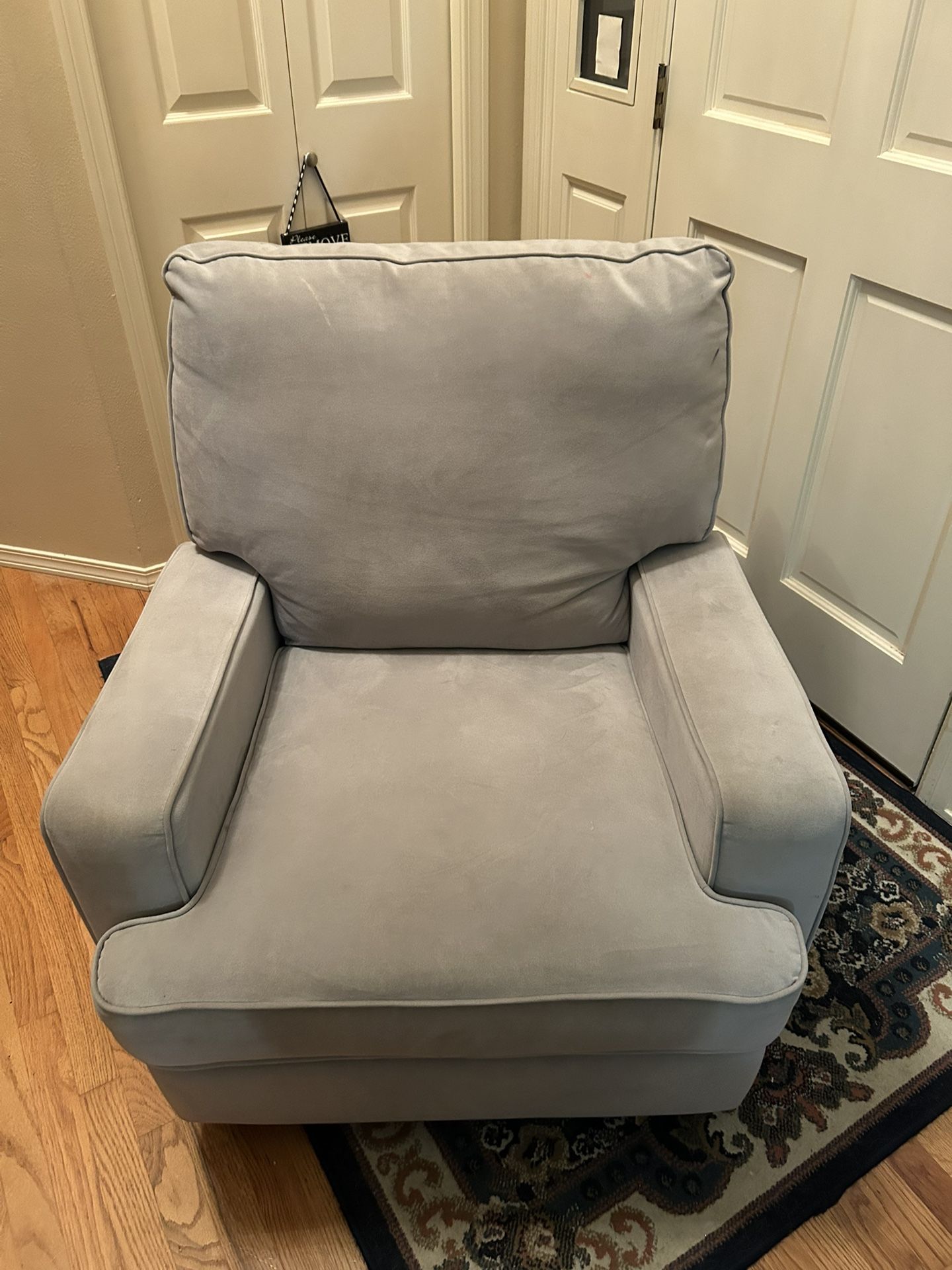 Rocking Chair, Recliner, and Swivels, Gray. Living Room or Nursery. Super comfortable.
