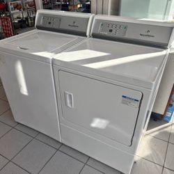 Speed Queen Commercial Washer And Dryer 