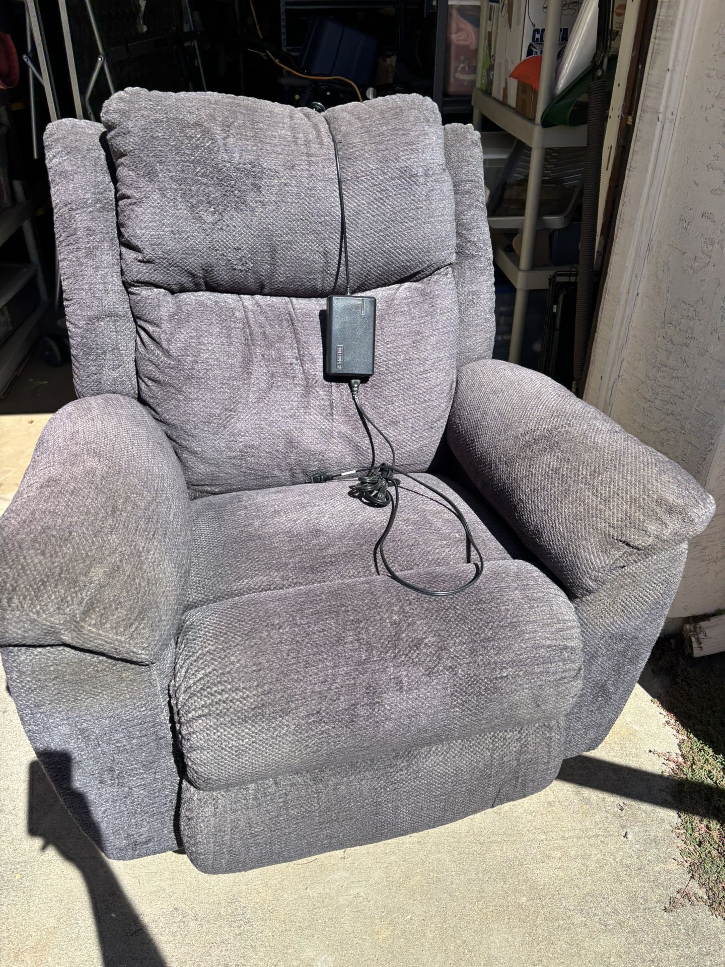 Electric Lazy boy Recliner