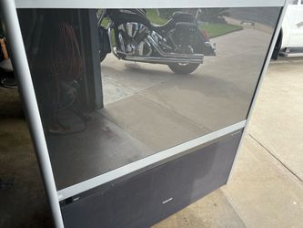 Toshiba Rear Projection HDTV 57” (57H84)