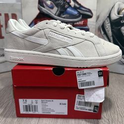 Reebok Club C Grounds UK Chalk Sand Beige Women Casual Shoes Sneakers 7.5, 8.5